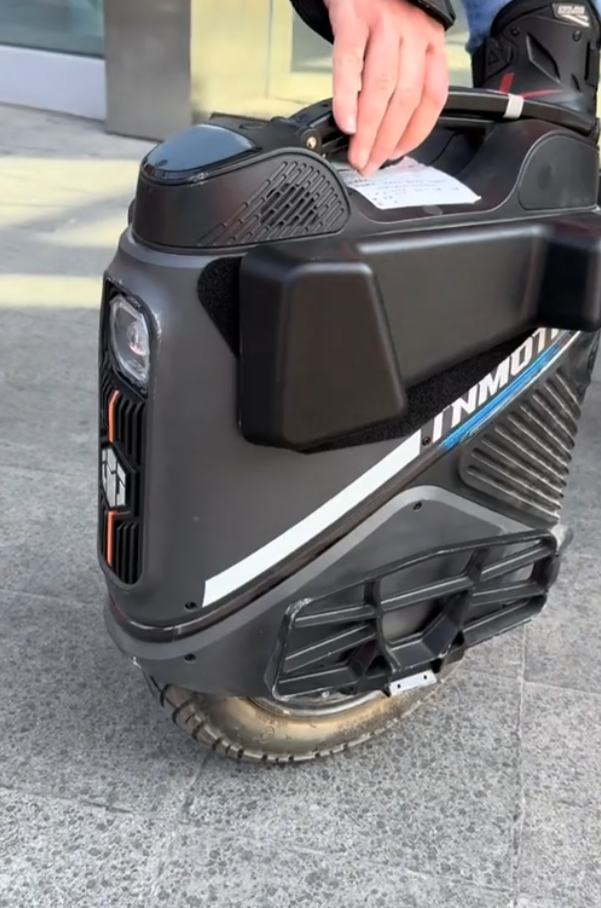 inmotion V9 - Thumbnail 2